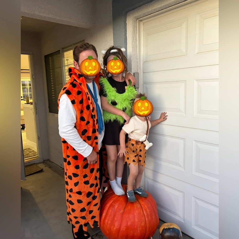 Pebbles Flintstone Costume - Picture 2 of 3